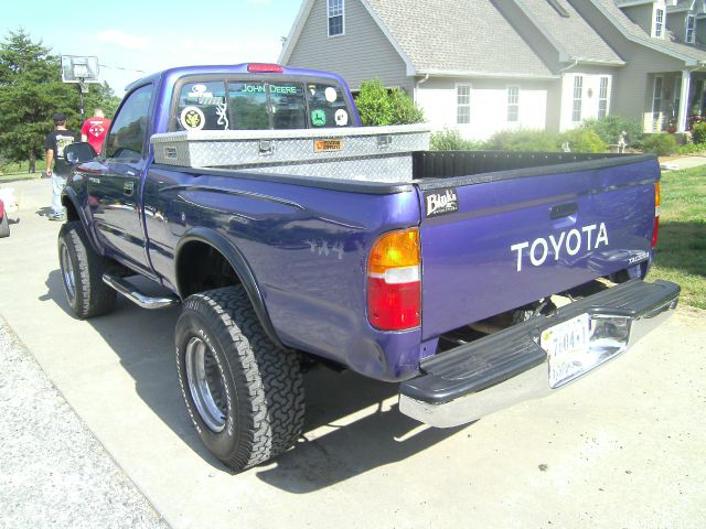 1997 Toyota Tacoma 4WD 4dr AT