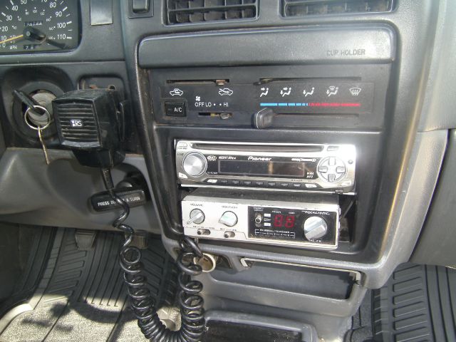 1997 Toyota Tacoma 4WD 4dr AT
