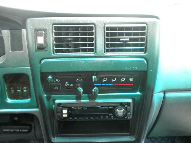 1997 Toyota Tacoma LT Pickup 4D 6 1/2 Ft