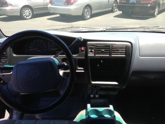 1998 Toyota Tacoma 2 WD