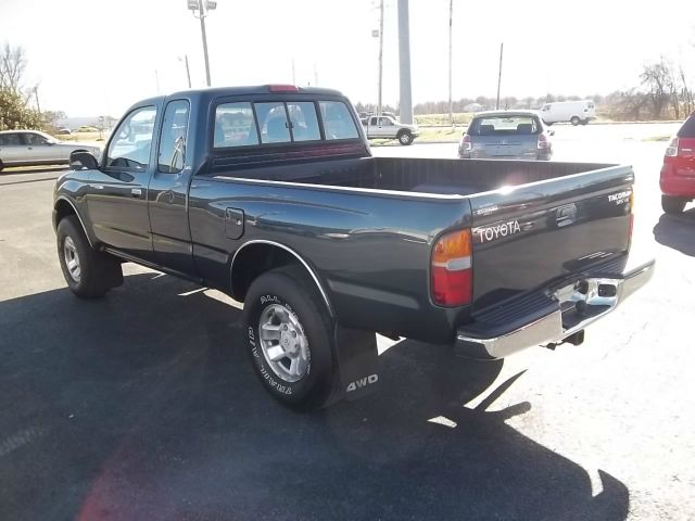 1998 Toyota Tacoma LT Pickup 4D 6 1/2 Ft