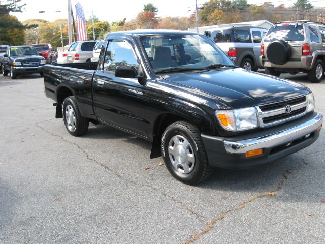 1998 Toyota Tacoma ES 2.4L AUTO