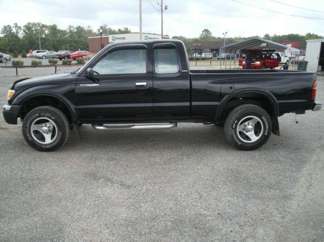 1998 Toyota Tacoma LT Pickup 4D 6 1/2 Ft