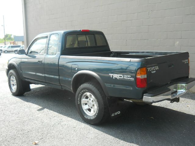 1998 Toyota Tacoma LT Pickup 4D 6 1/2 Ft