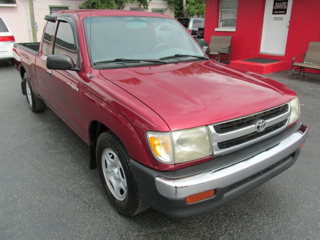 1999 Toyota Tacoma 750li Xdrive 1-ownerawdnavigation Sedan