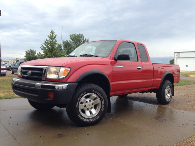 1999 Toyota Tacoma AWD SL