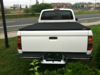 1999 Toyota Tacoma ES 2.4L AUTO