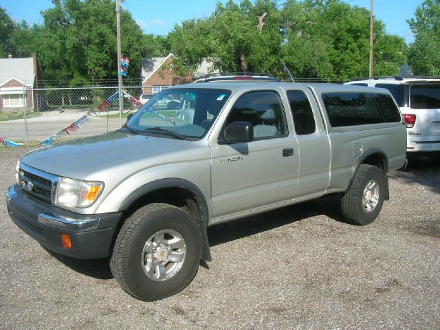 2000 Toyota Tacoma SLT Laramie Big Horn
