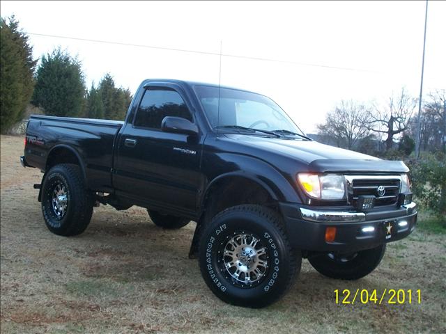 2000 Toyota Tacoma Unknown