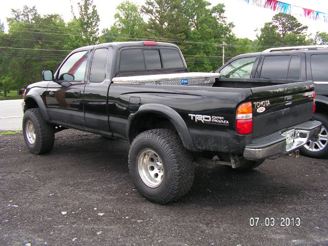 2001 Toyota Tacoma LT Pickup 4D 6 1/2 Ft