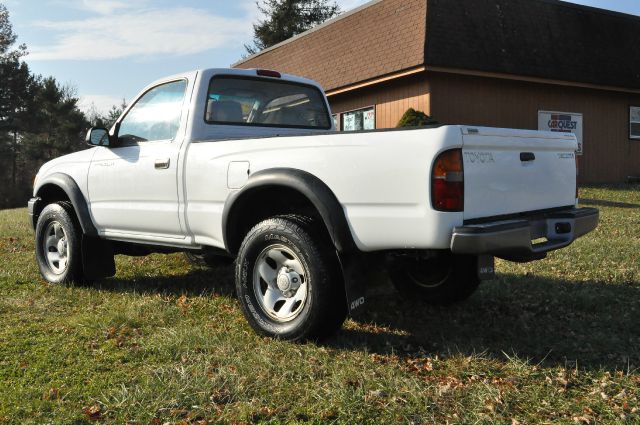 2001 Toyota Tacoma 4WD 4dr AT