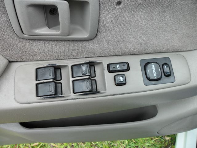 2001 Toyota Tacoma 143.5 LTZ