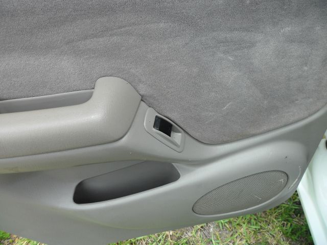 2001 Toyota Tacoma 143.5 LTZ