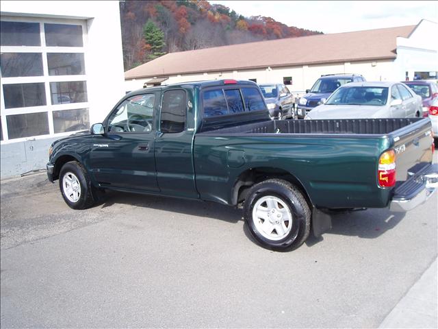 2002 Toyota Tacoma Base