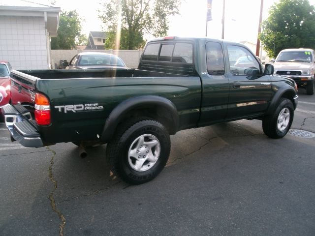 2002 Toyota Tacoma LT Pickup 4D 6 1/2 Ft