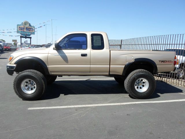 2002 Toyota Tacoma LT Pickup 4D 6 1/2 Ft