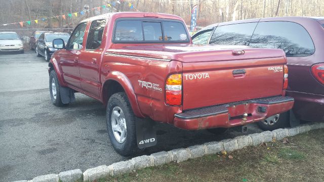 2002 Toyota Tacoma LT1 Sedan