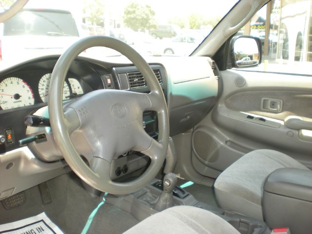 2002 Toyota Tacoma LT1 Sedan
