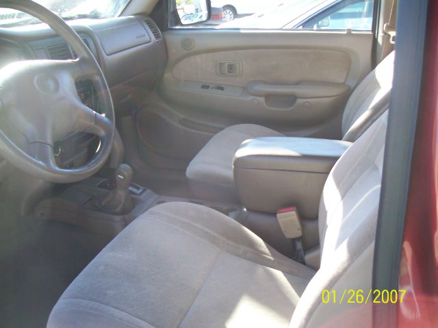 2002 Toyota Tacoma LT1 Sedan