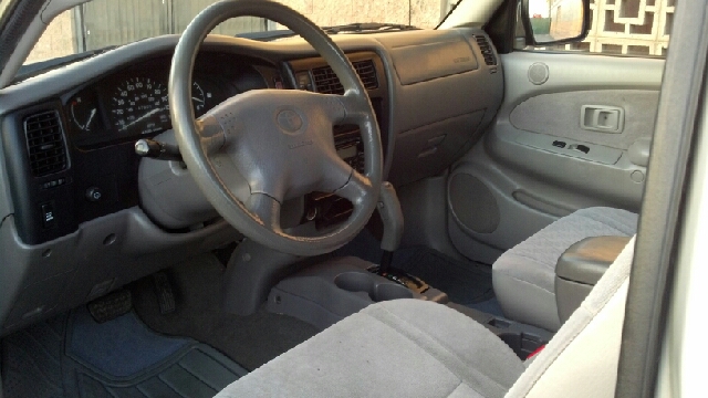 2003 Toyota Tacoma 1.8T Quatt-sunroof-leather