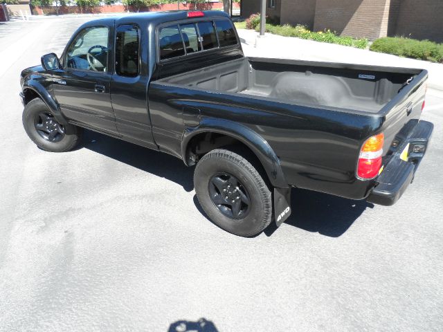 2003 Toyota Tacoma LT Pickup 4D 6 1/2 Ft