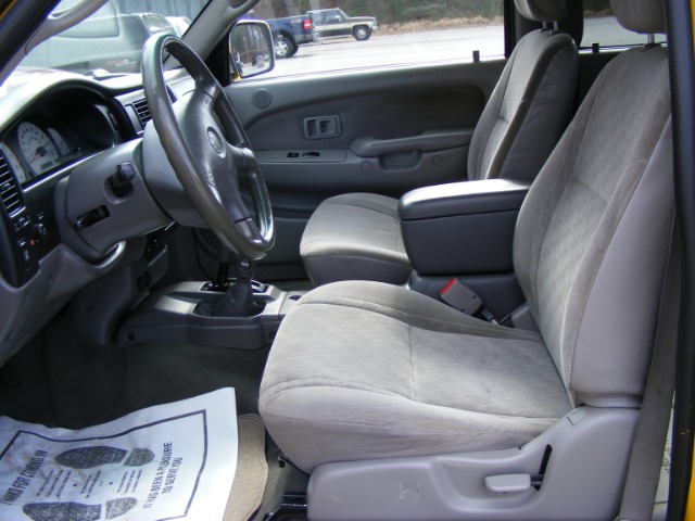 2003 Toyota Tacoma LT1 Sedan