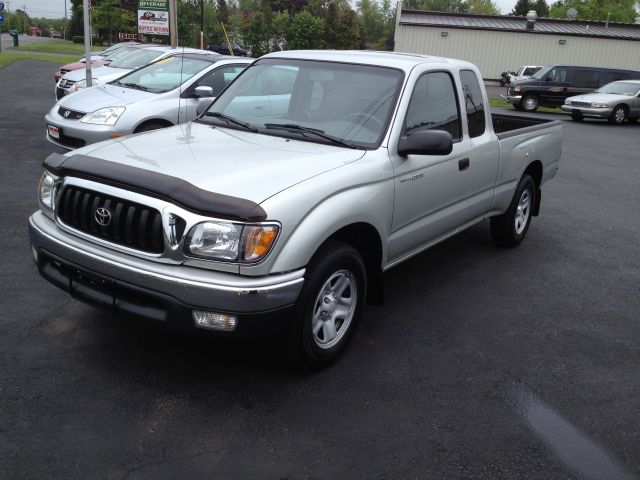 2004 Toyota Tacoma LT Pickup 4D 6 1/2 Ft