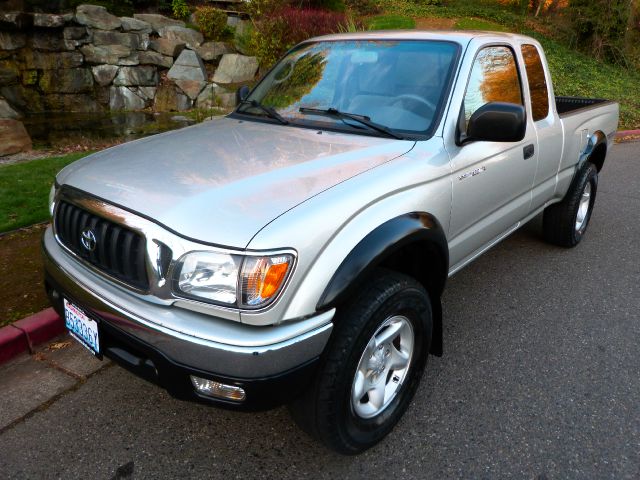 2004 Toyota Tacoma LT Pickup 4D 6 1/2 Ft