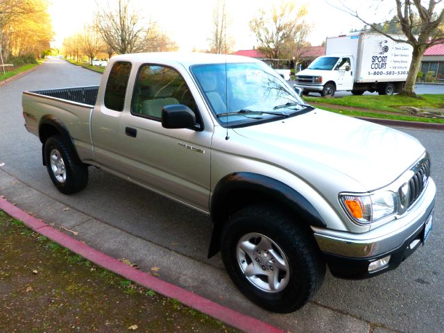 2004 Toyota Tacoma LT Pickup 4D 6 1/2 Ft