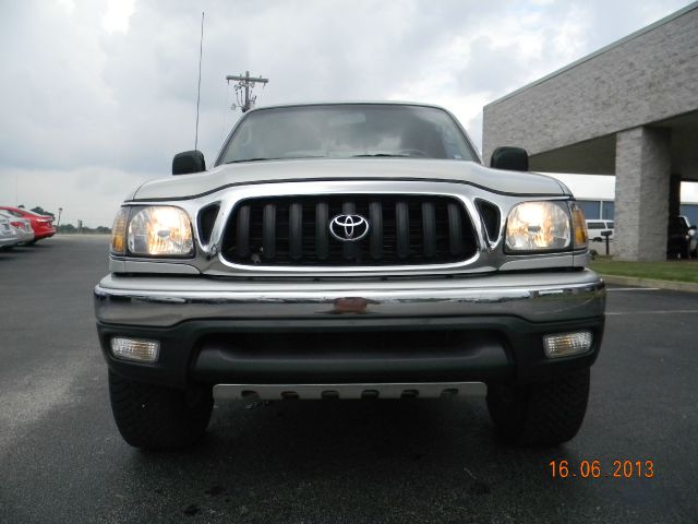 2004 Toyota Tacoma LT1 Sedan
