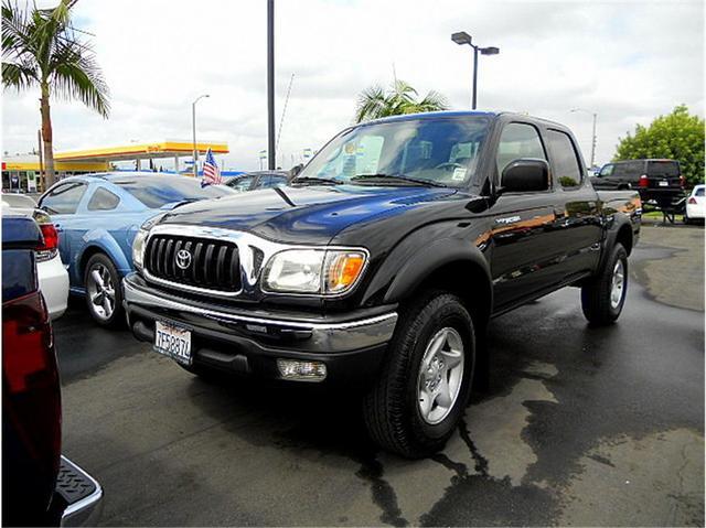 2004 Toyota Tacoma C300 Luxury Sedan