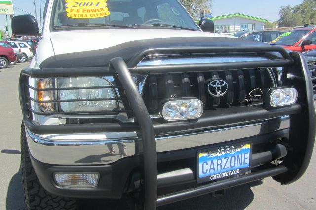 2004 Toyota Tacoma LT1 Sedan
