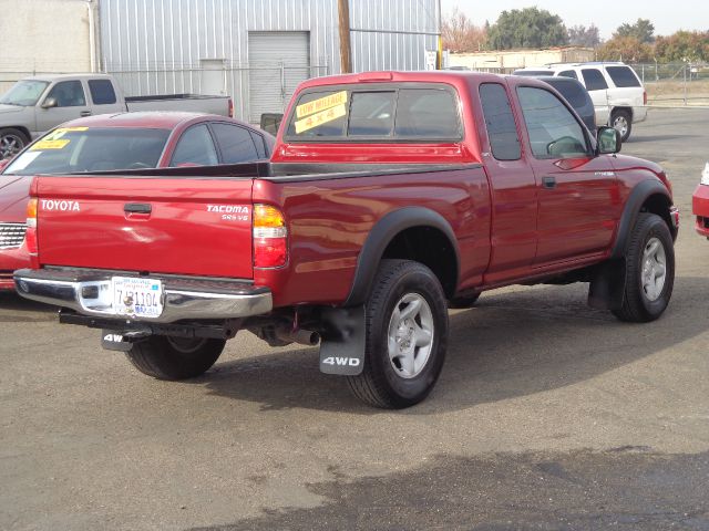 2004 Toyota Tacoma LT Pickup 4D 6 1/2 Ft
