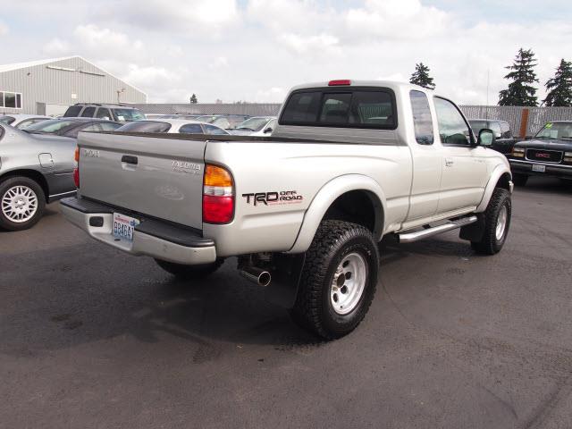 2004 Toyota Tacoma FWD 4dr Auto Limited w/XM