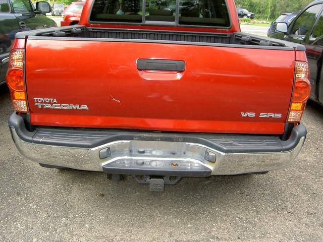 2005 Toyota Tacoma 4-D Sedan