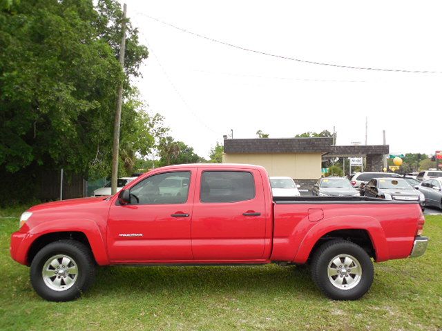 2005 Toyota Tacoma C300 Luxury