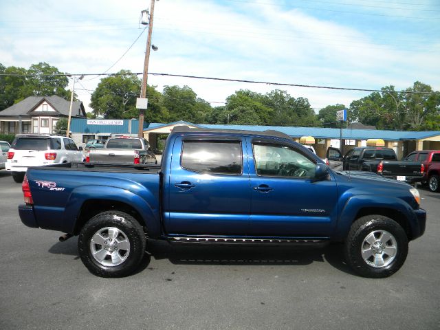 2005 Toyota Tacoma 2WD Supercab Styleside 6-1/2 Ft Box STX