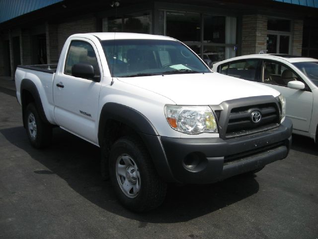 2005 Toyota Tacoma XLT 2WD