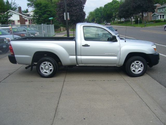 2005 Toyota Tacoma Adventure 4X4