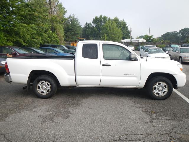 2005 Toyota Tacoma Base