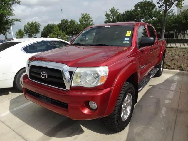 2005 Toyota Tacoma 4dr 2.9L Twin Turbo AWD W/3rd Row