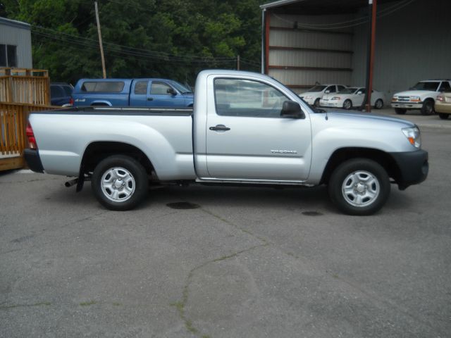 2005 Toyota Tacoma Adventure 4X4