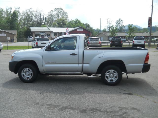 2005 Toyota Tacoma Adventure 4X4