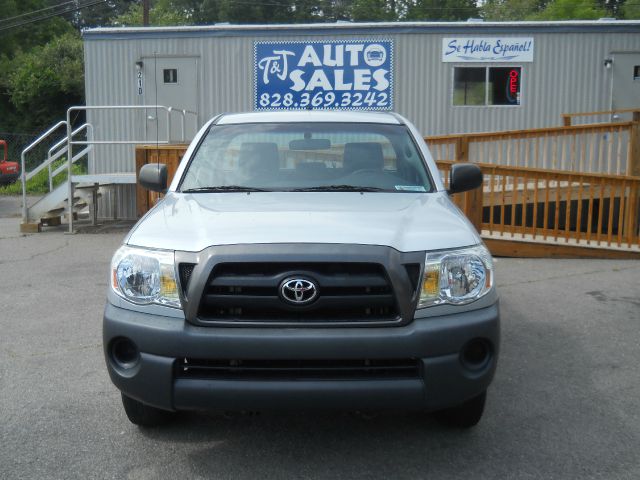 2005 Toyota Tacoma Adventure 4X4