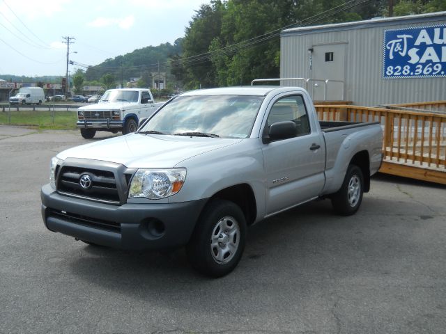 2005 Toyota Tacoma Adventure 4X4