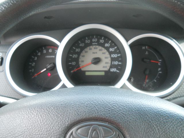 2005 Toyota Tacoma Adventure 4X4