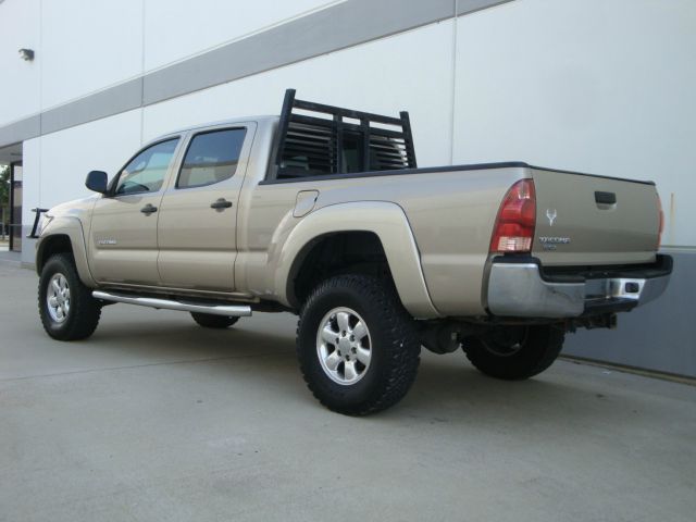 2005 Toyota Tacoma LT 4 Dr 4x4