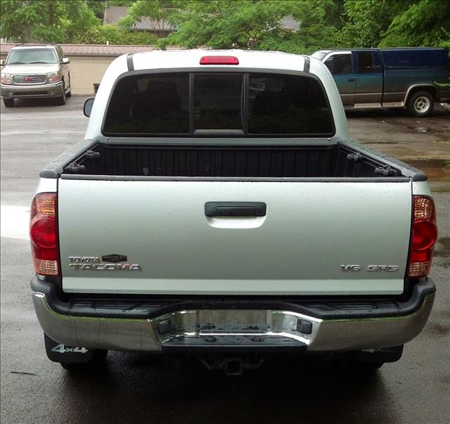 2005 Toyota Tacoma 2WD Supercab Styleside 6-1/2 Ft Box STX