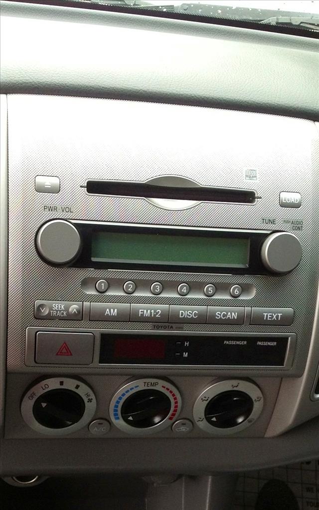 2005 Toyota Tacoma 2WD Supercab Styleside 6-1/2 Ft Box STX