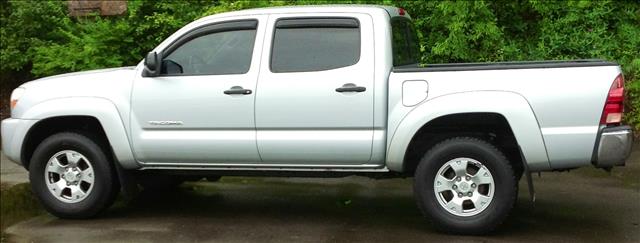 2005 Toyota Tacoma 2WD Supercab Styleside 6-1/2 Ft Box STX